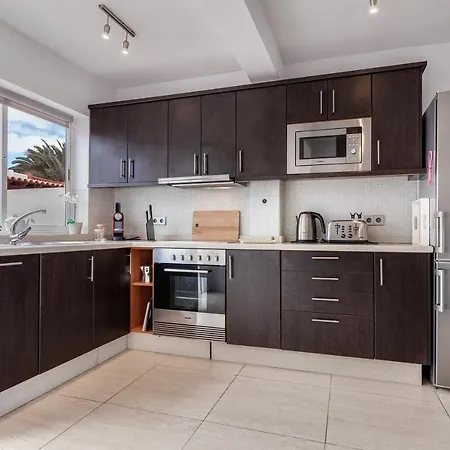 Luxury Oceanfront 科拉雷侯