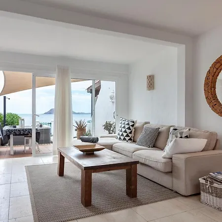 Luxury Oceanfront * コラレホ