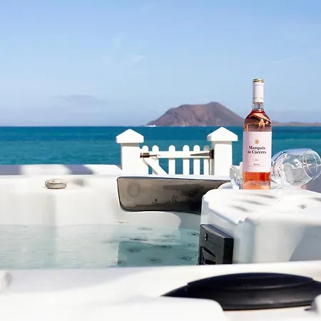 ヴィラ Luxury Oceanfront コラレホ