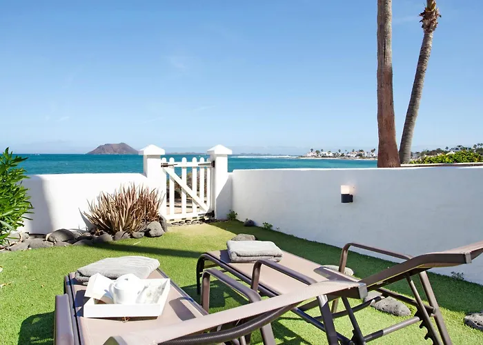 Luxury Oceanfront וילה *